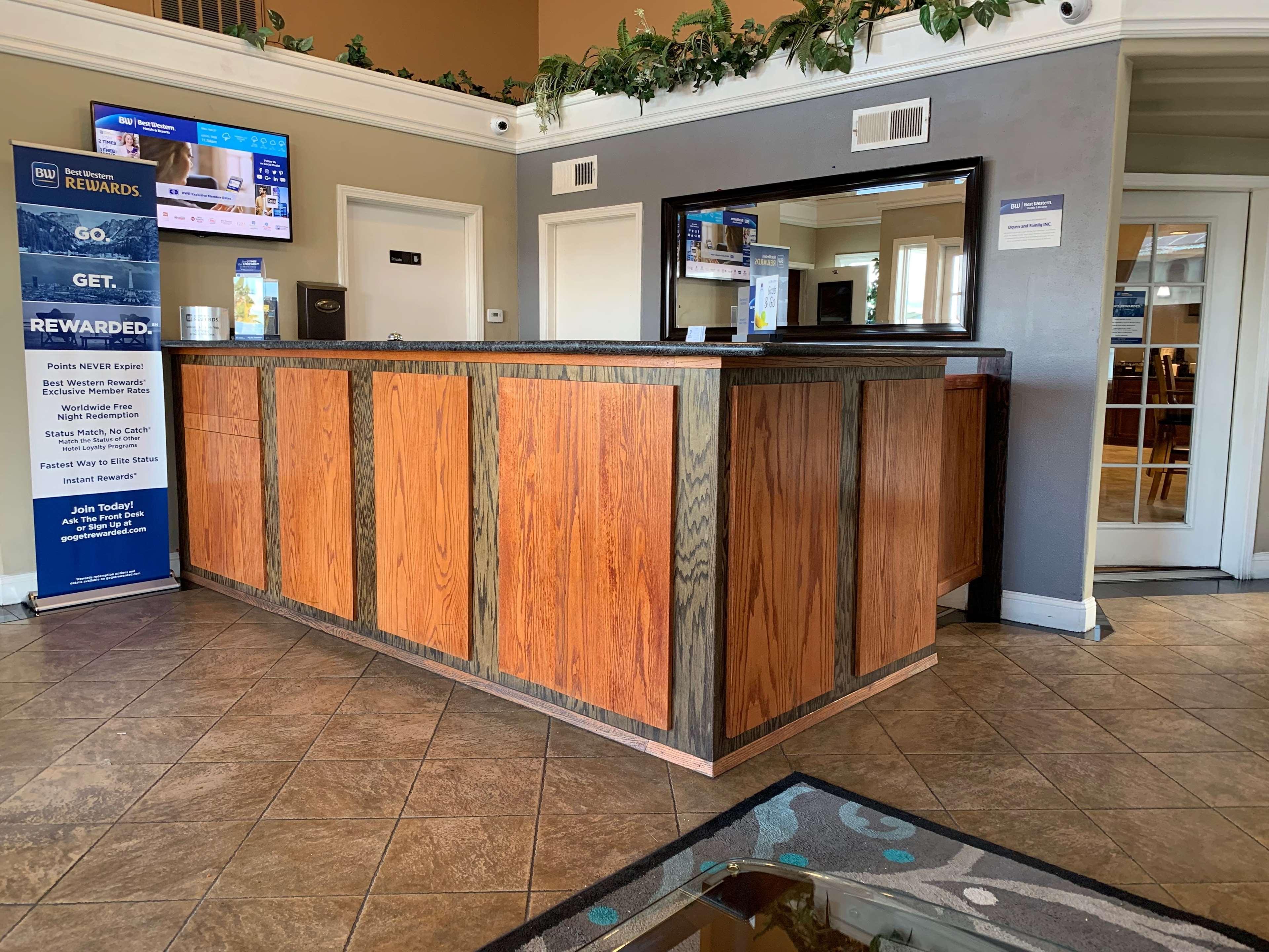 Best Western Kettleman City Inn & Suites Exterior photo